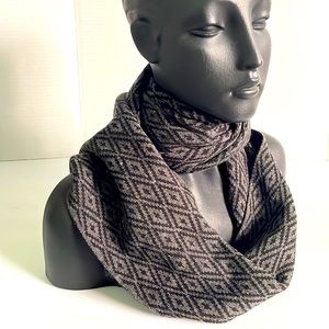 Pierre Cardin Black Gray Acrylic Muffler Scarf - Unisex